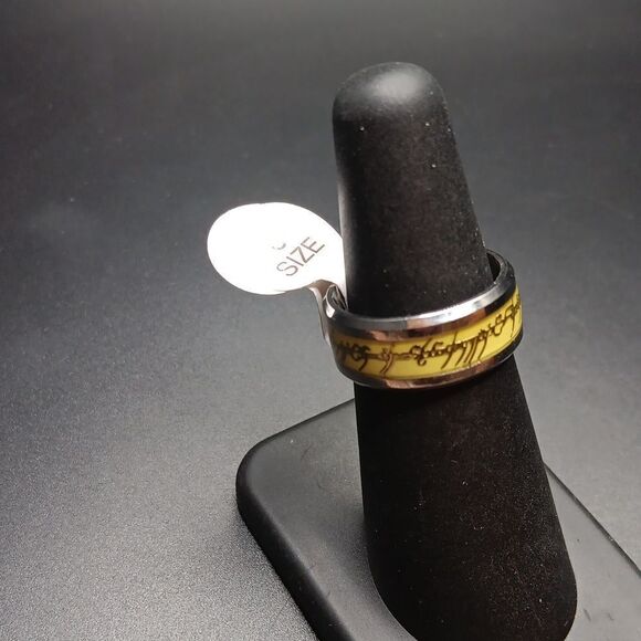New Glow In Dark Ring Size 6 Unisex Lord Of The Rings - Picture 2 of 4
